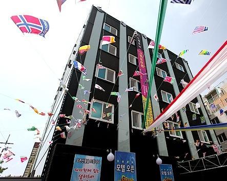 Incheon Luna Motel Екстериор снимка